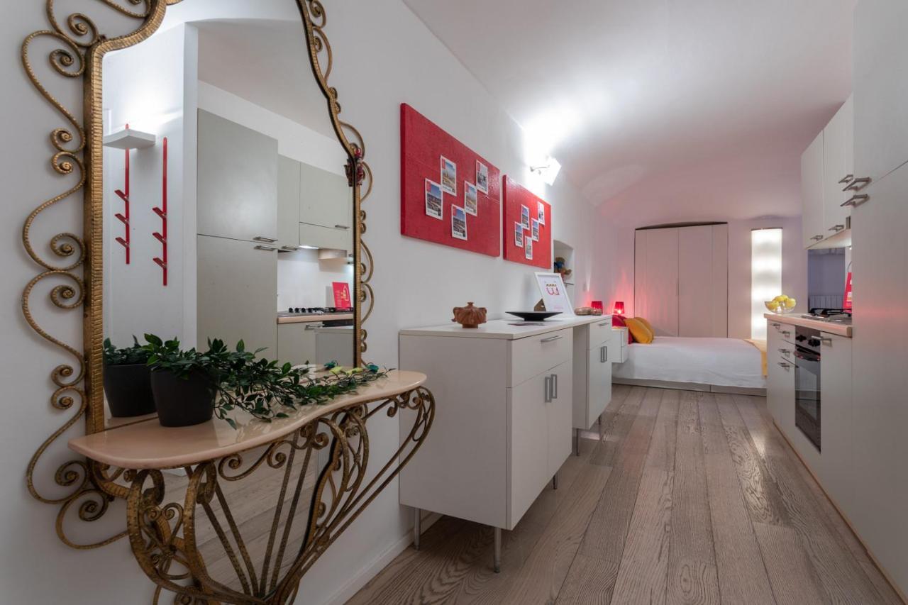 Red Studio Near Porta Nuova By Wonderful Italy Turim Exterior foto