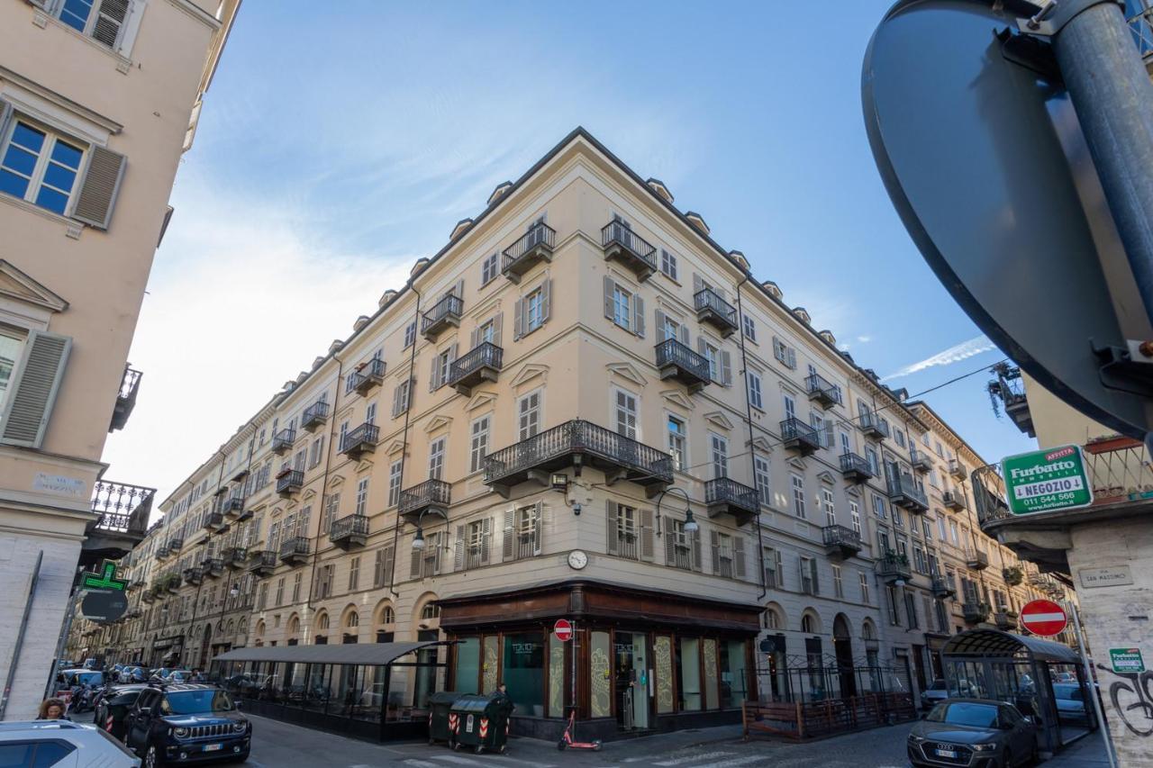 Red Studio Near Porta Nuova By Wonderful Italy Turim Exterior foto